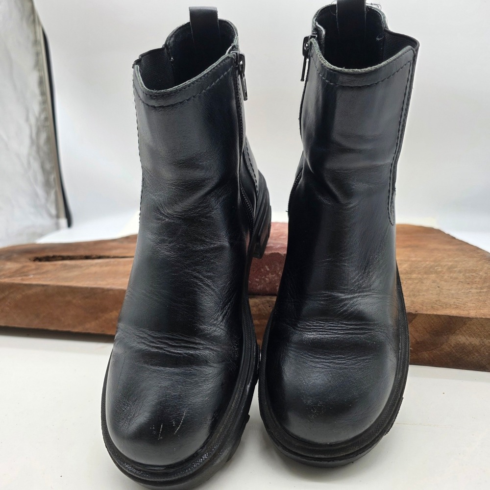 House of Harlow 1960 Righteous Ankle Boots Womens 7.5 Black Leather Lug Sole